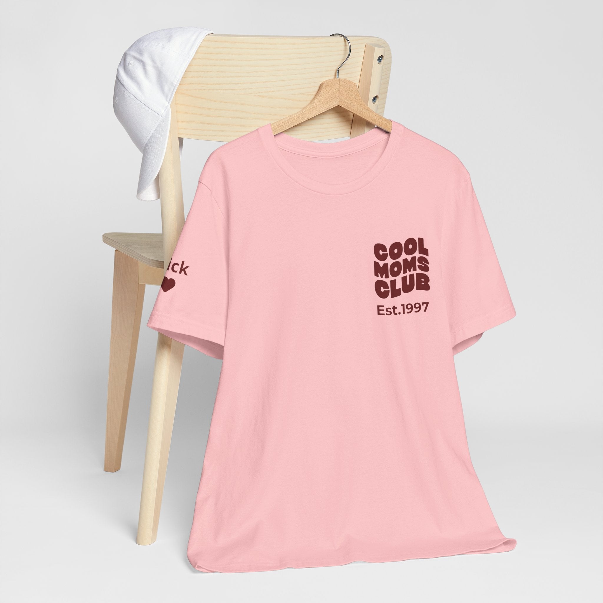 Camiseta: Club de mamás geniales y nombres propios en la manga