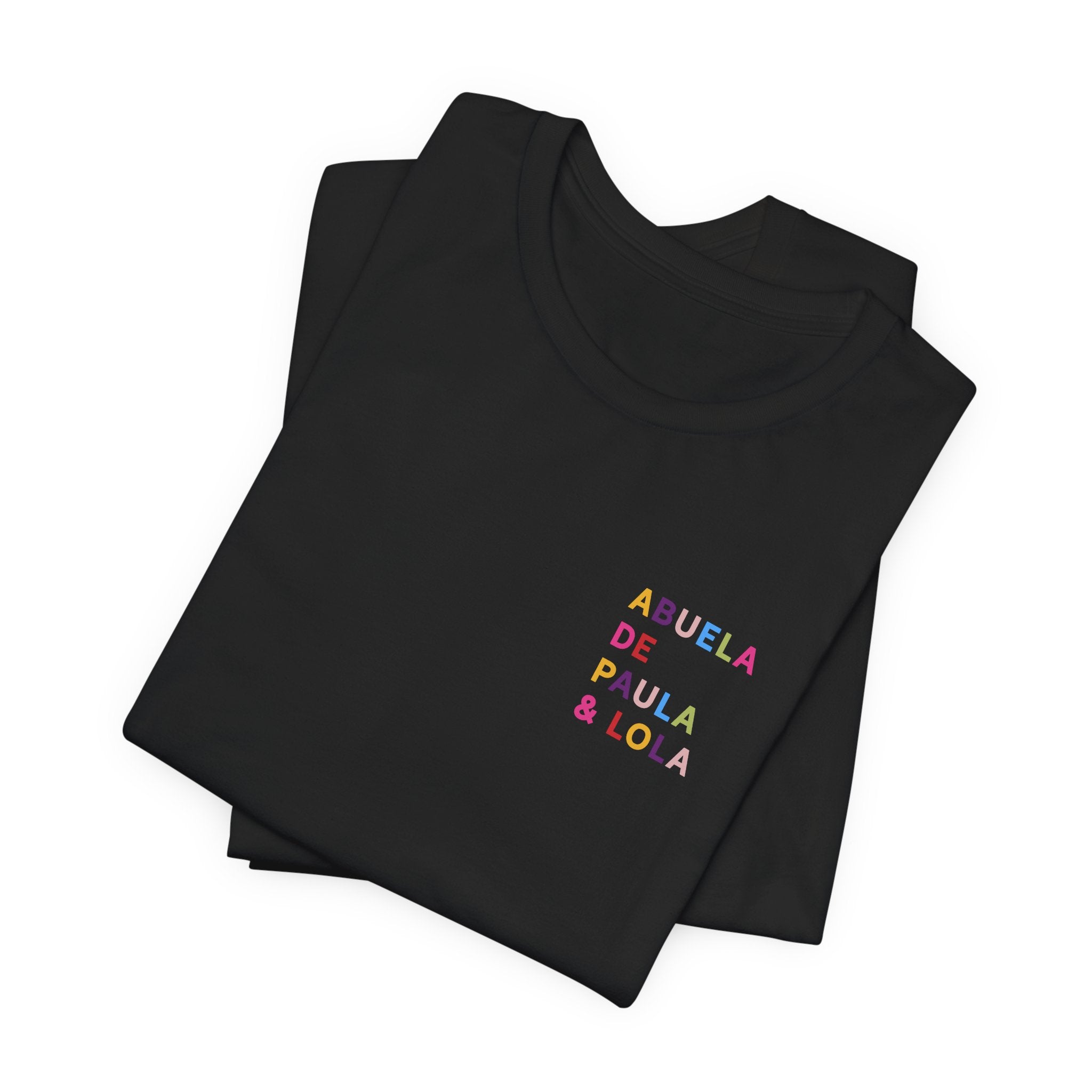 Camiseta personalizada para abuela con nombres multicolor
