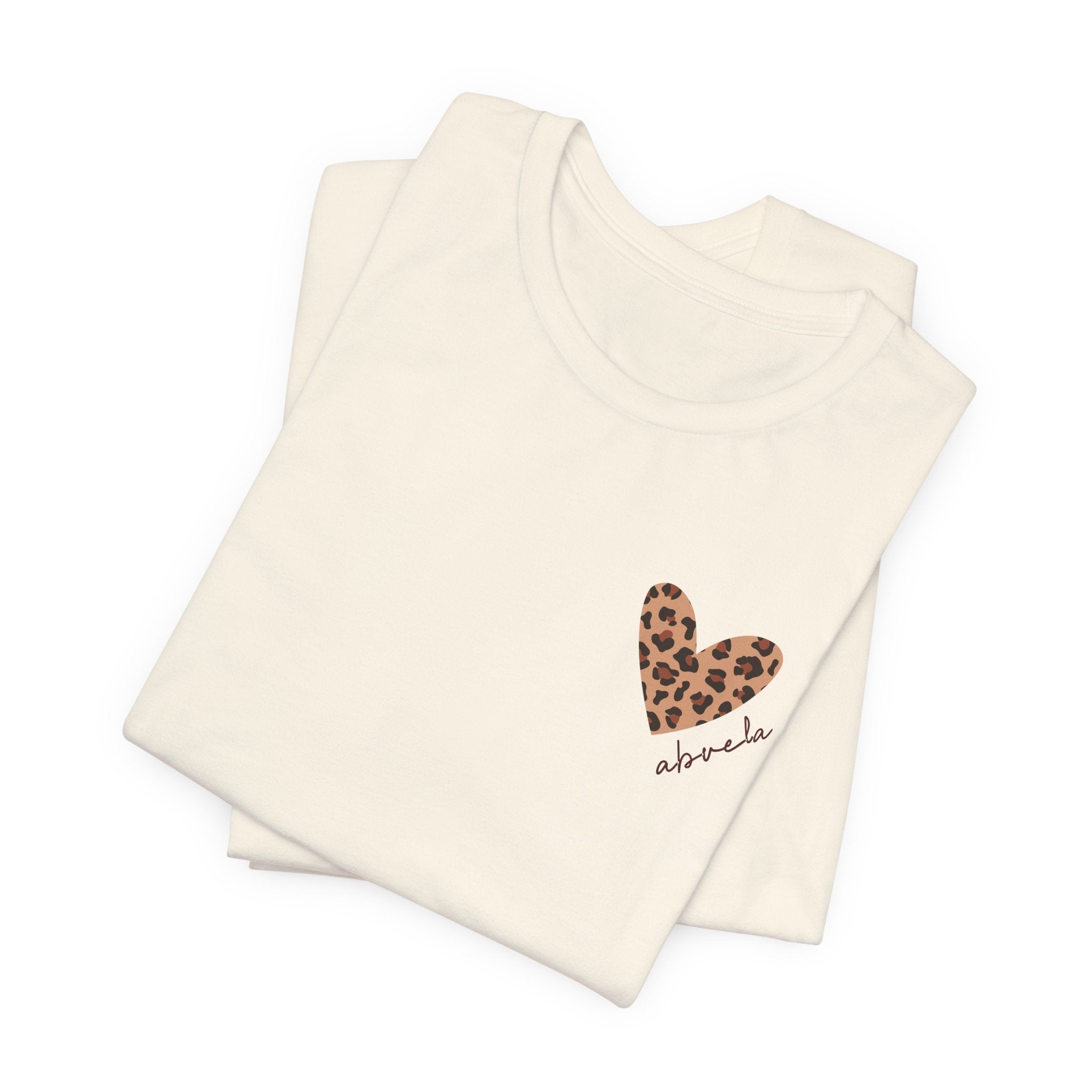 Camiseta para Abuela con Corazón de Leopardo y Nombre Personalizado