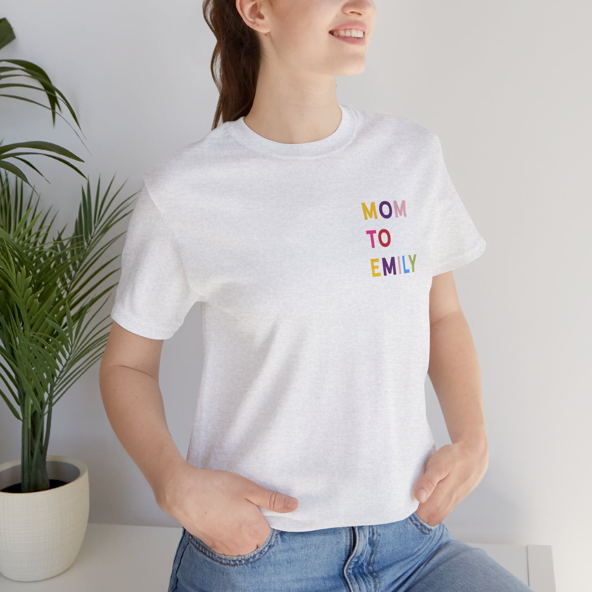 Camiseta multicolor con nombre de mamá
