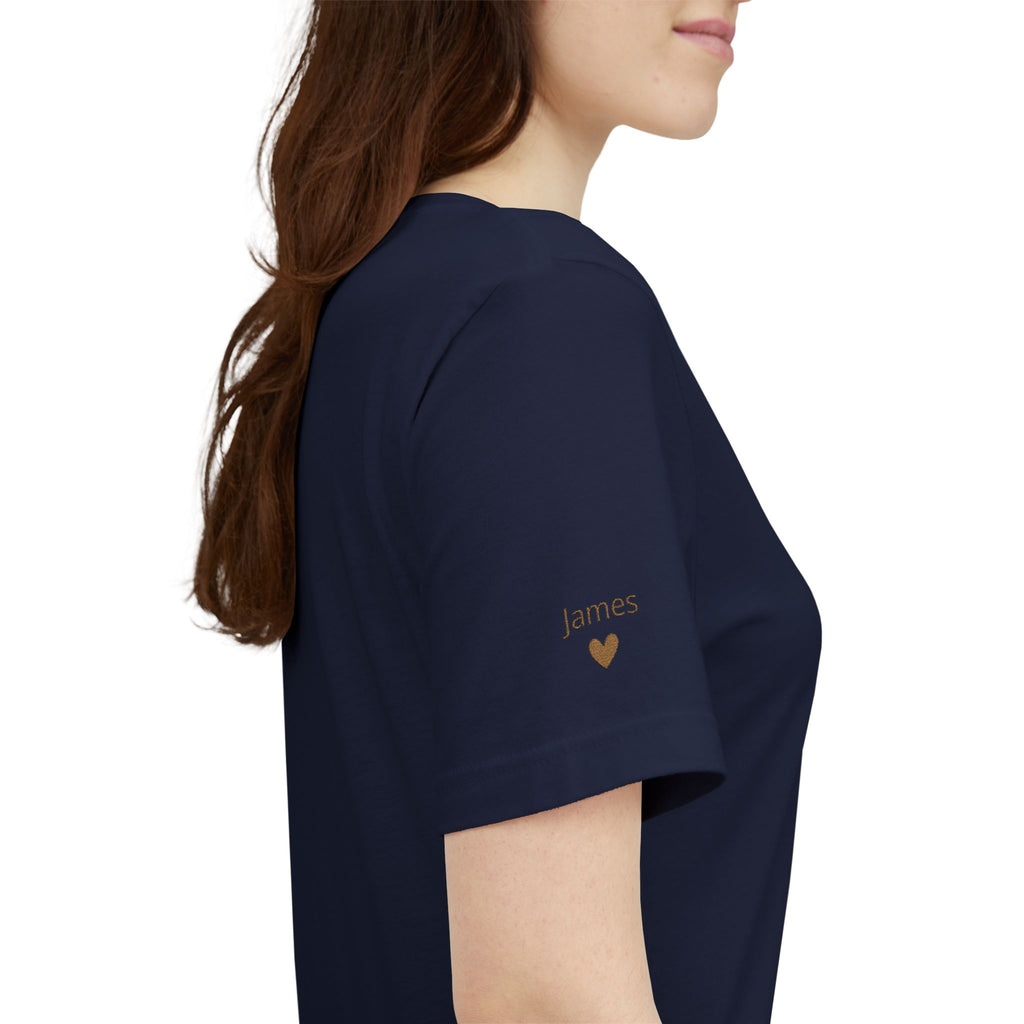 Tshirt Personalized “Mom Est” Embroidered Heart & Sleeve Tee
