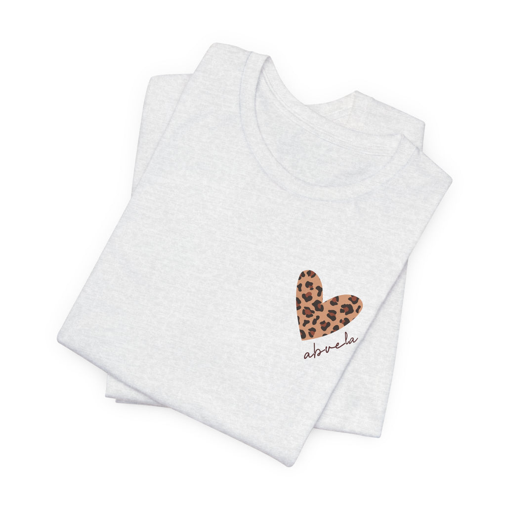 Camiseta para Abuela con Corazón de Leopardo y Nombre Personalizado