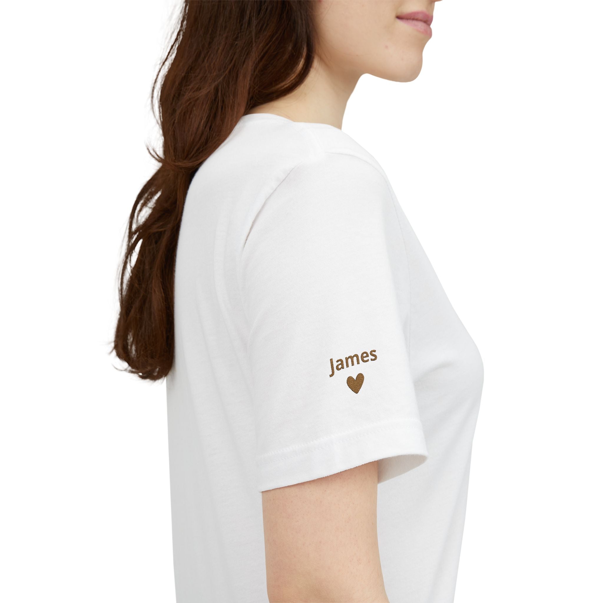 Camiseta personalizada "Mamá Est." Corazón bordado y camiseta de manga