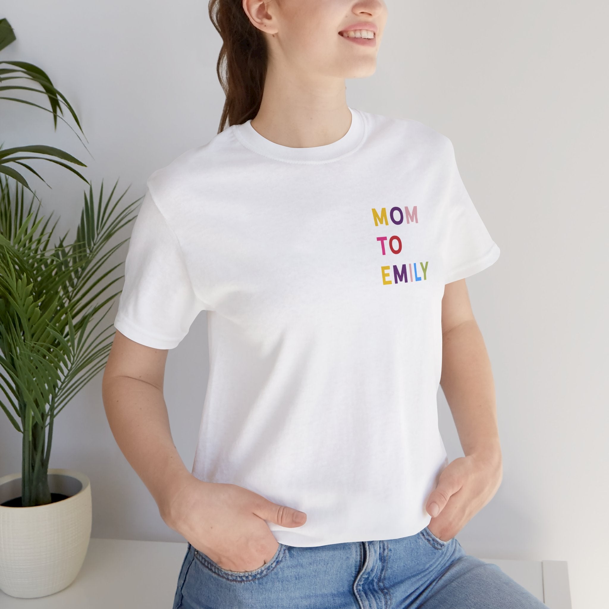 Camiseta multicolor con nombre de mamá