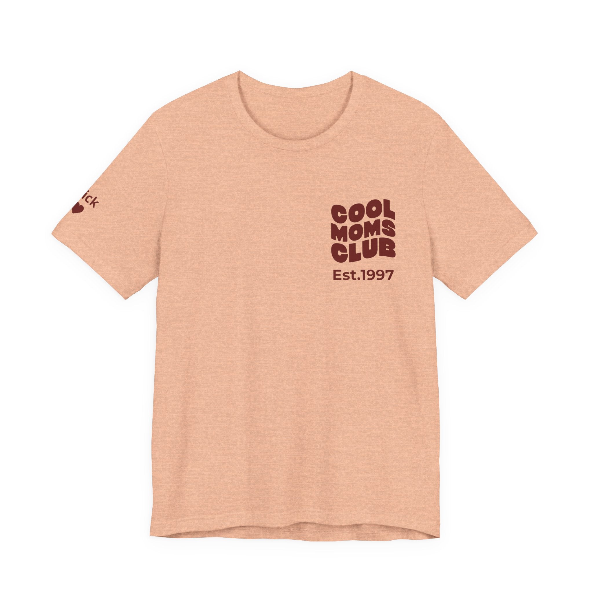 T-Shirt Cool moms club and first names on sleeve