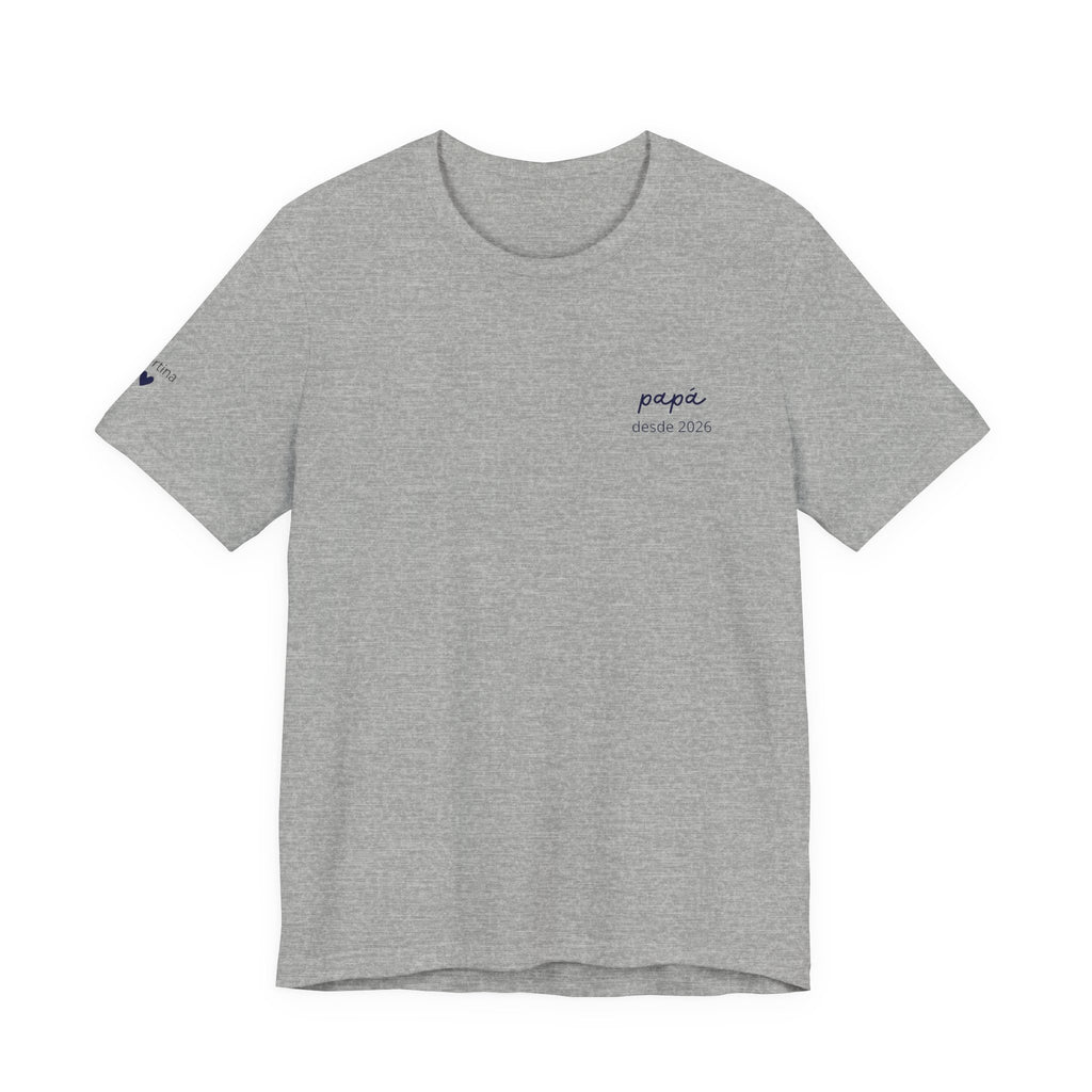 Camiseta para Papá con la fecha impresa en el pecho y los nombres en la manga